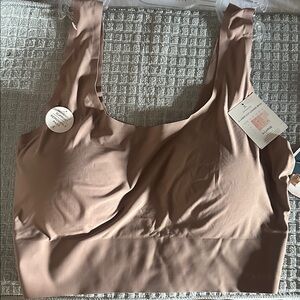 Danskin Laser-Cut LOUNGE Bra~Size XL